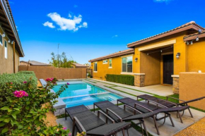 3BD in Gated Community w Private Pool and Spa